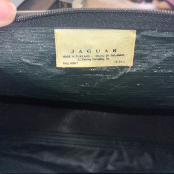 JCPenney Jaguar Floral Tapestry Travel Bag with Green Accents - Picture 4 of 5